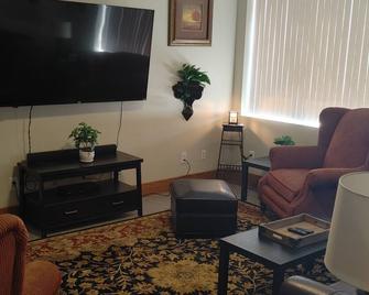 White House Lodge-Main Street Executive Apartment - Brookfield - Sala de estar