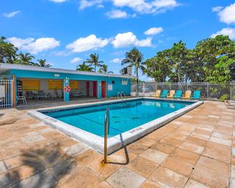 Coconut Cay Resort - Marathon - Pool