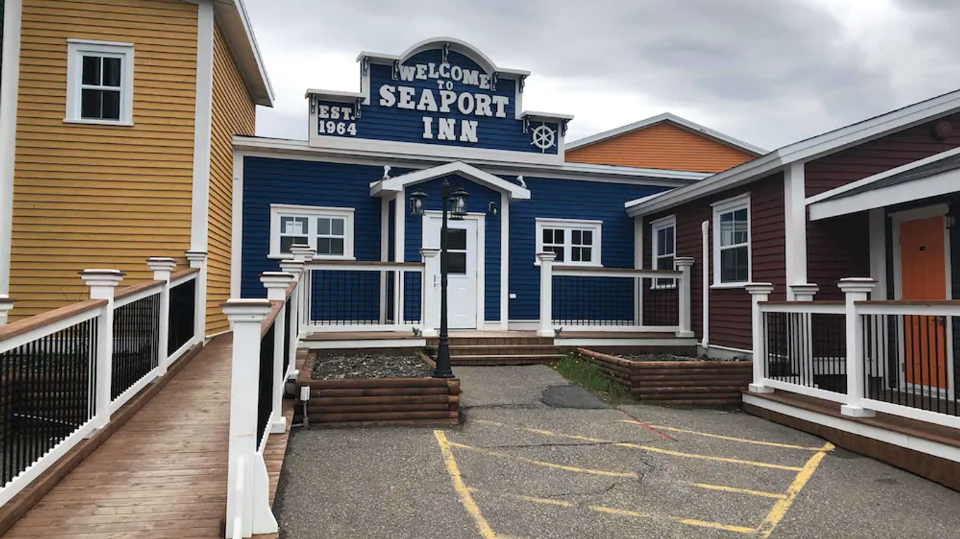Seaport Inn