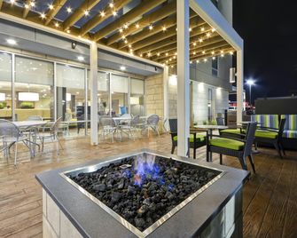Home2 Suites by Hilton Rock Hill - Rock Hill - Edificio