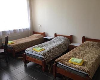 Yasmina Hostel - Valga - Habitación
