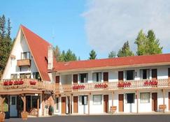 Rodeway Inn - Lake Placid - Rakennus