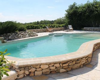 Charming cottage in the heart of Provence - Mazan - Pool