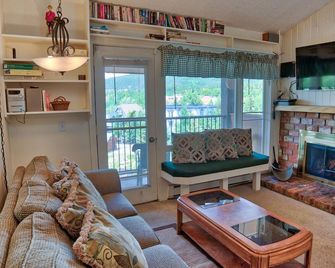 Der Steiermark by Breckenridge Resort Managers - Breckenridge - Living room