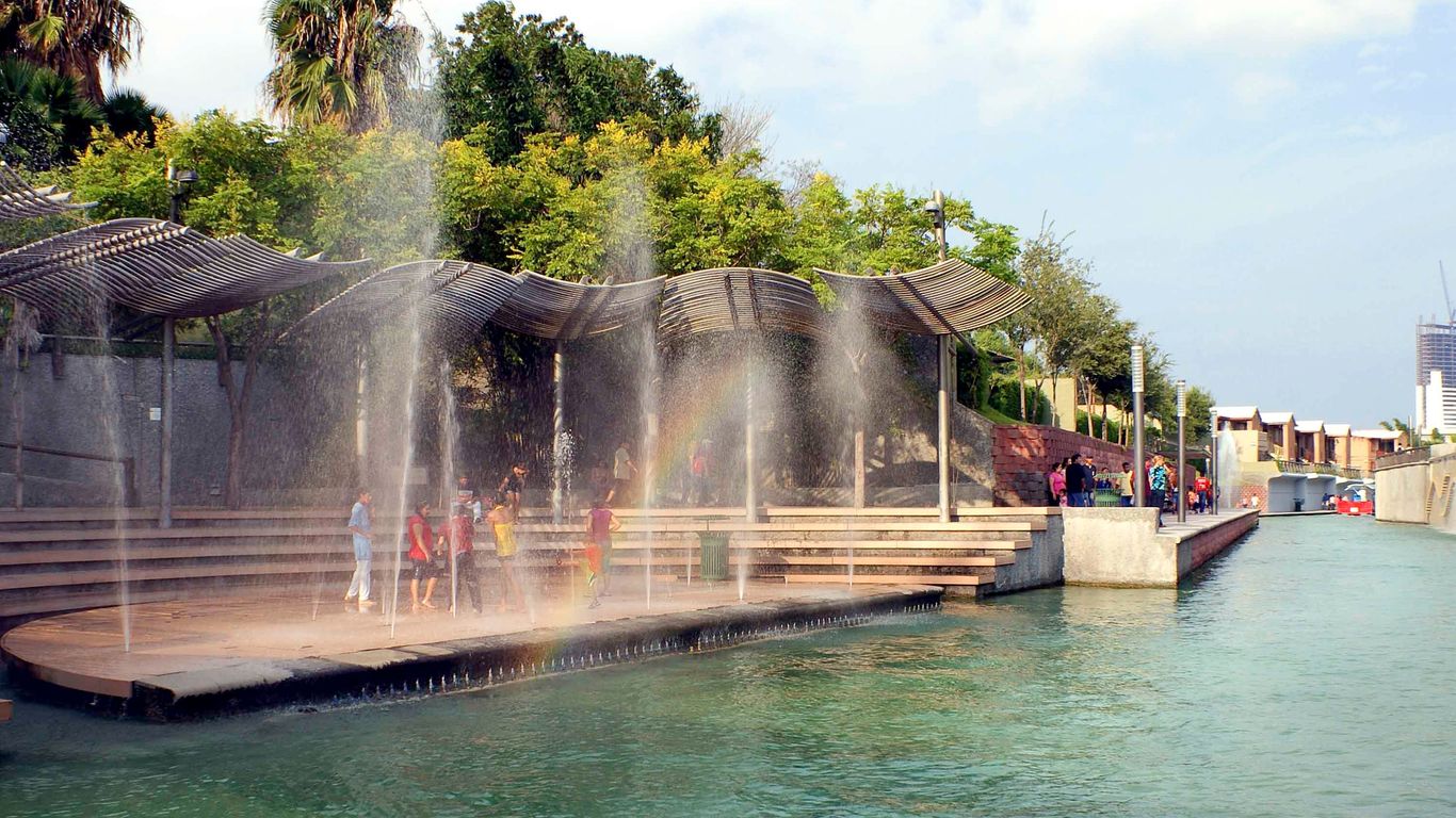 ibis Monterrey Valle