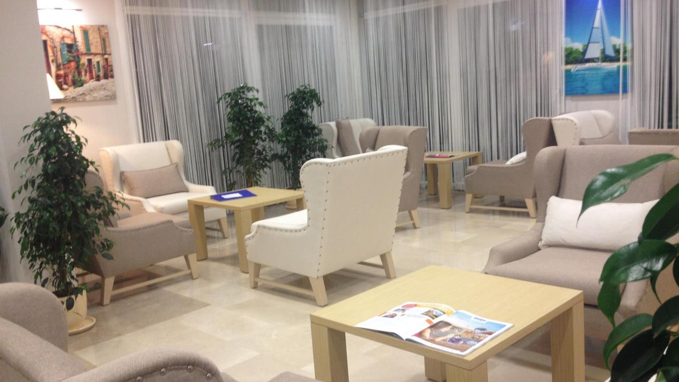 Dragut Point North Hotel