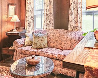Black Mountain Inn - Black Mountain - Lobby