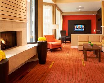 Courtyard by Marriott Toledo Airport/Holland - Holland - Lounge