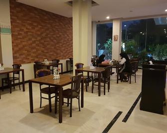 N2 Hotel Gunung Sahari - Yakarta - Restaurante