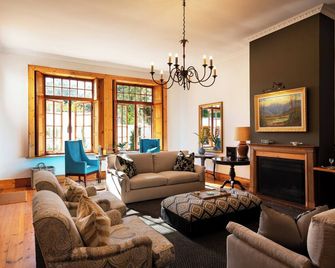 Avontuur Manor House and Wine Estate - סומרסט ווסט - סלון