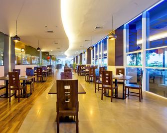 Horison Ultima Bekasi Hotel - Bekasi - Ravintola
