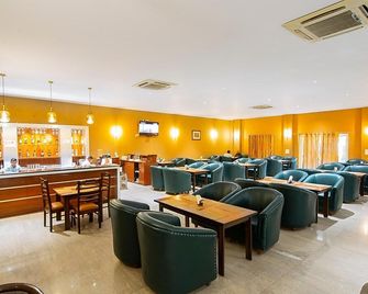 The Forest View - Dehradun - Restaurante