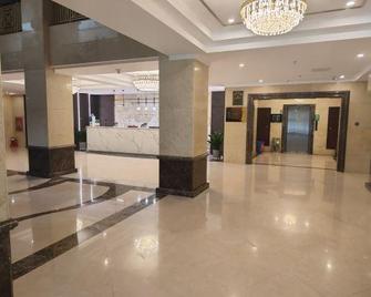 Tarim Petroleum Hotel - Kasgar - Recepción