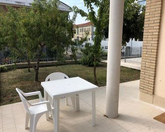 Home di Federico - Chivasso - Terasa