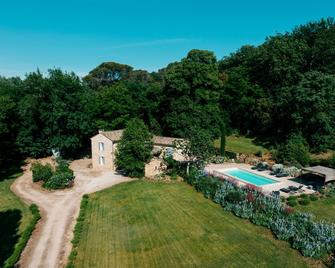 The Evernedes house - La Roque-sur-Cèze - Piscina