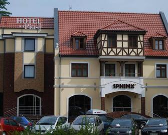 Hotel Piast przy Zamku - Malbork - Building