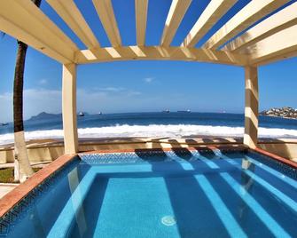 Portozul Hotel Suites & Spa - Manzanillo - Pool