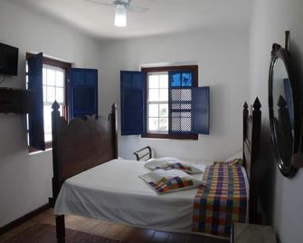 Pousada Santa Rita - Paraty - Makuuhuone
