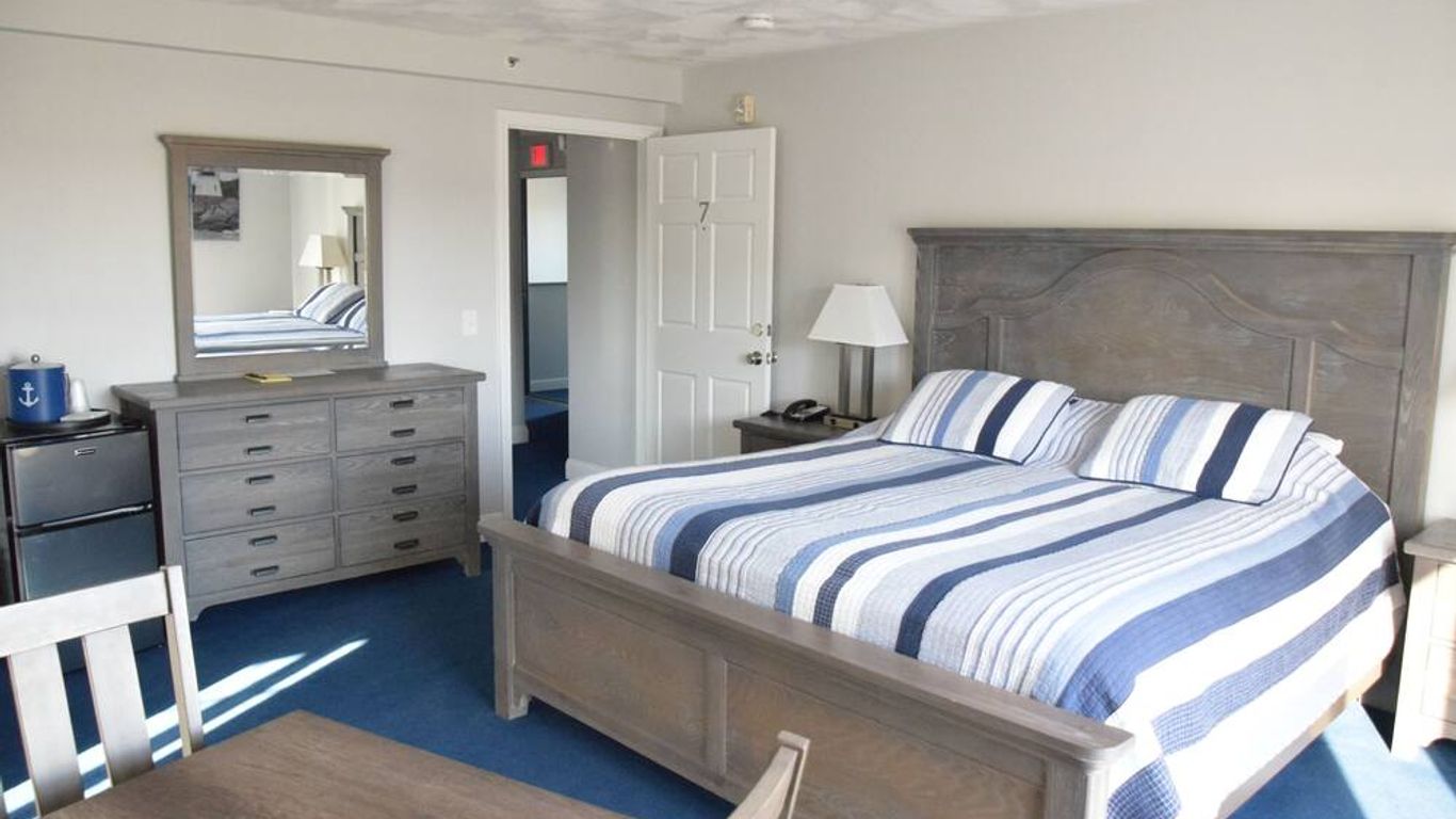 Rhea's Inn by the Sea