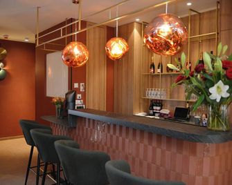 Day8 Hotel - 科隆 - 酒吧