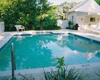 Key West, Gated Truman Annex Condo, new Waterfront Park, and Ft. Zach Beach. - Key West - Πισίνα