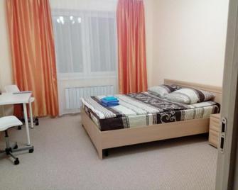 Mini Hotel Four Rooms - Yekaterinburg - Bedroom