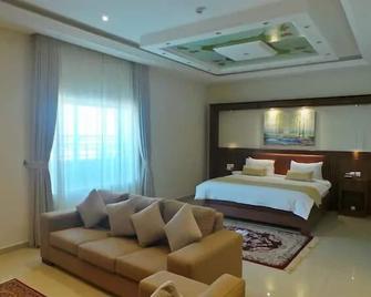 Bristol Palace Hotel - Kano - Bedroom