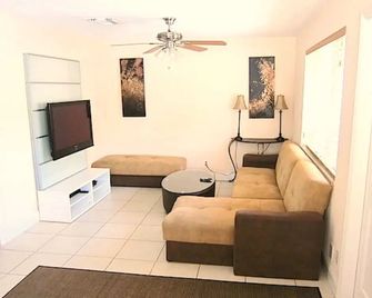 Lauderdale Villas - Suites By The Sea - Lauderdale-by-the-Sea - Вітальня