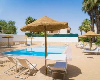 Residence Vaia - Torre Dell'Orso - Piscine