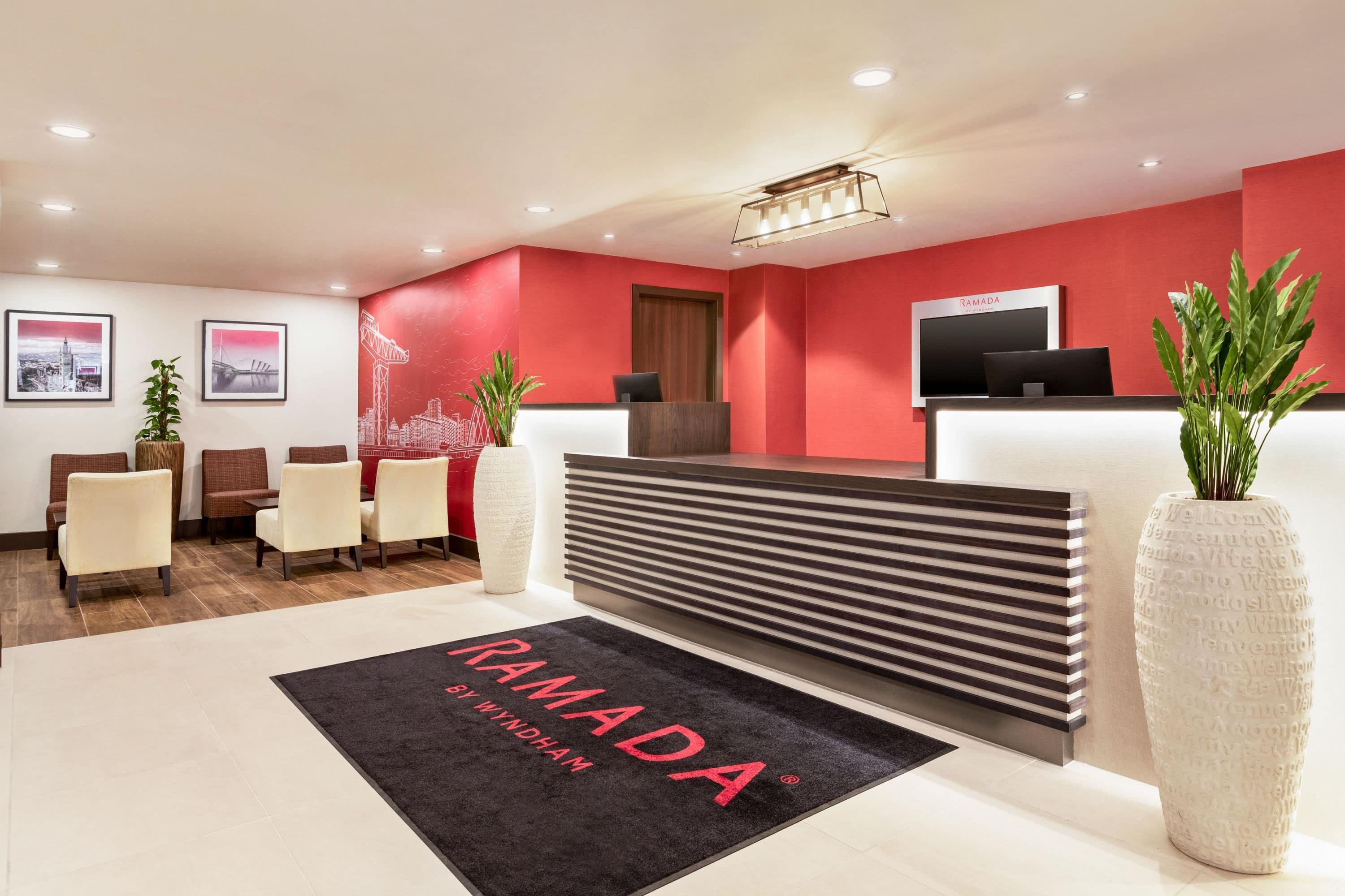 Ramada by Wyndham East Kilbride - Glasgow - Lobby