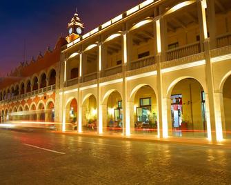 Hotel Los Aluxes - Mérida - Building