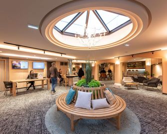 Novotel Mâcon Nord - Porte de Bourgogne - Mâcon - Lobby