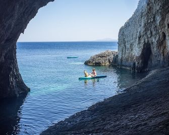Blue Caves Villas - exceptional Villas with private pools direct access to the sea - Korithi