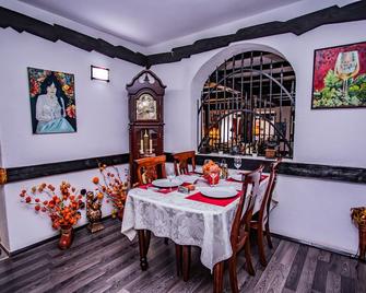 Casa Octavian - Suceviţa - Comedor