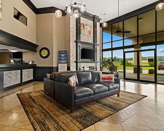 Best Western Windsor Suites - Fayetteville - Lobi