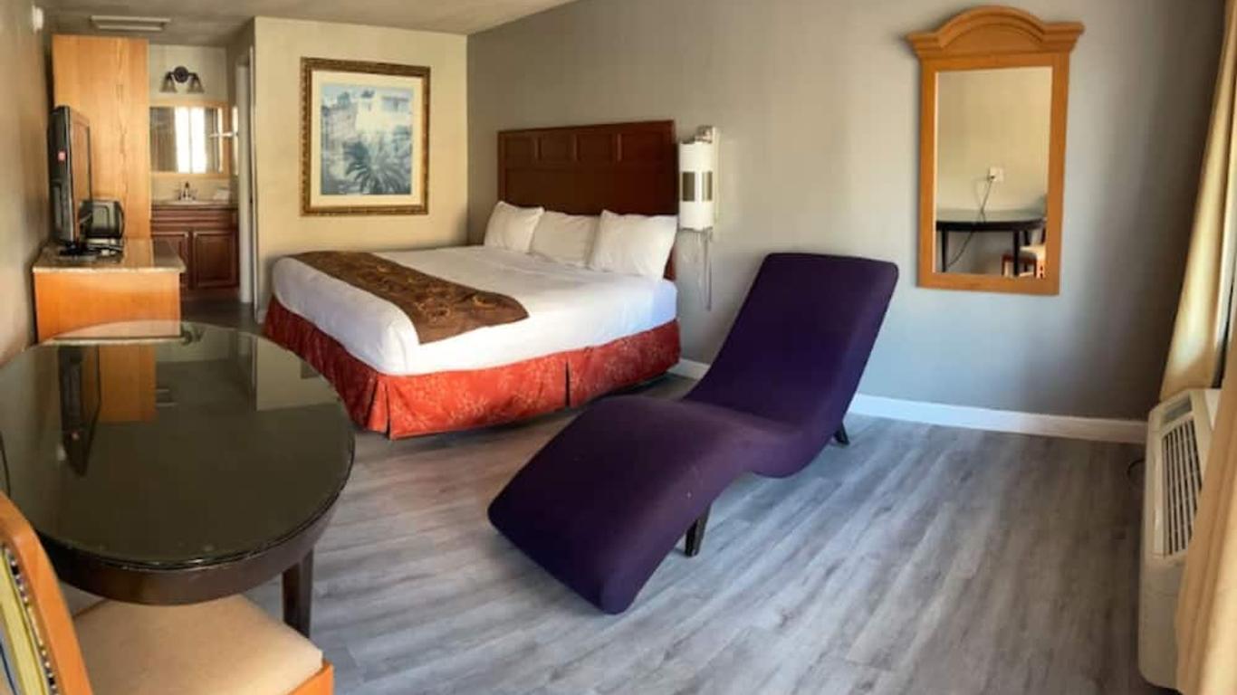 Liberty Garden Inn by OYO Kissimmee near Disney World