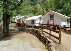 Indian Flat Rv Park - Tent Cabins & Cottages - El Portal - Camera da letto
