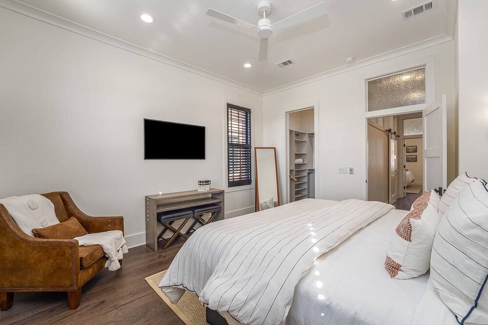 Savannah Sunrise by Lucky Savannah - סאוואנה - חדר שינה