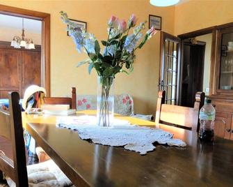 La Cheta - Monsagrati - Comedor