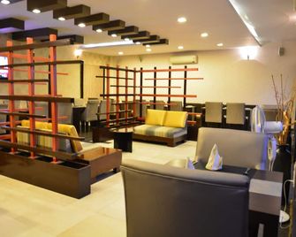The Ambassador - Hotel & Conference Center - Ajmer - Lounge