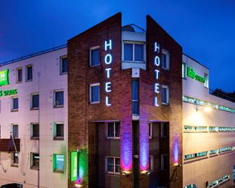 Ibis Styles Reims Centre Cathédrale - Reims - Edificio