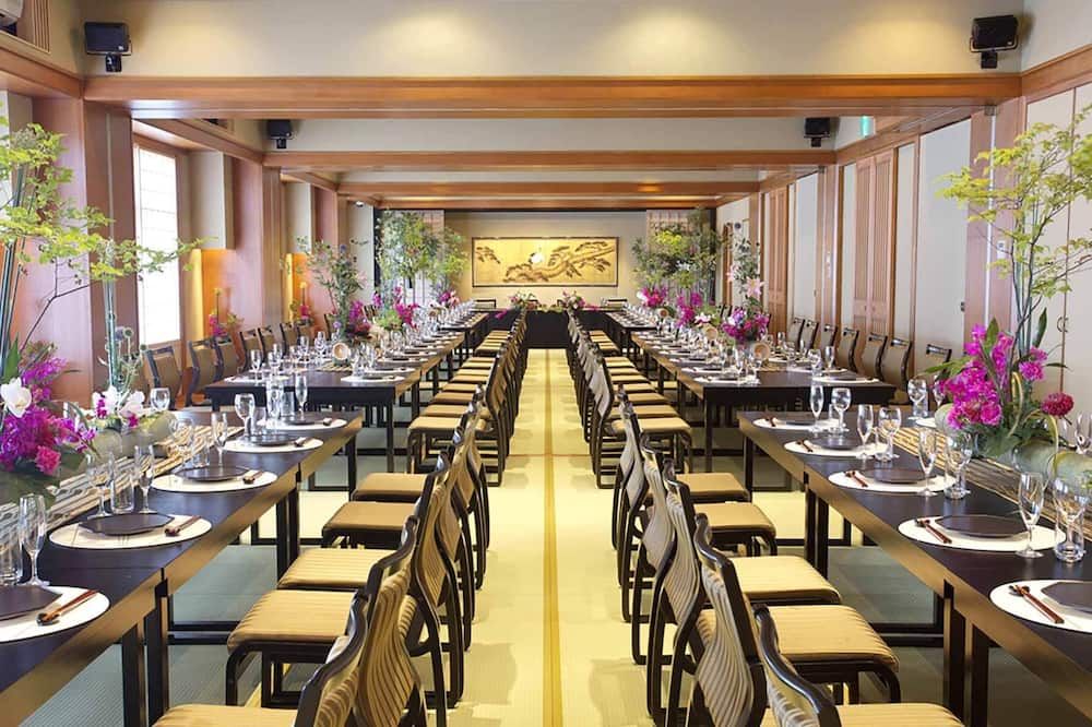 ريوتي ماتسويا هونكان سويزينجي - كوماموتو - مطعم