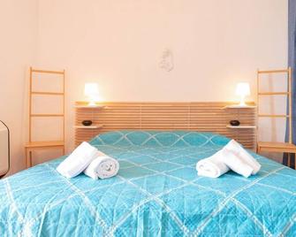 Deiva Marina Apt Sea View! Box Car And Balcony! - Deiva marina - Schlafzimmer