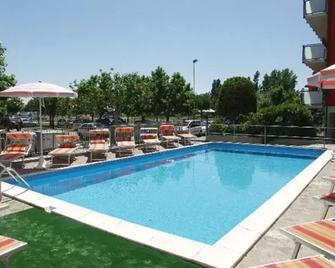 Hotel Rex - Lido di Savio - Piscina