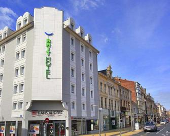 Brit Hotel Calais - קאלה - בניין