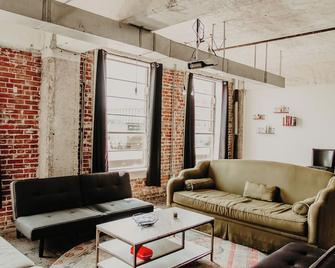 The Downtown Industrial Loft - Memphis - Sala de estar