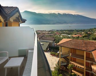 Hotel Royal Village - Limone sul Garda - Balcony
