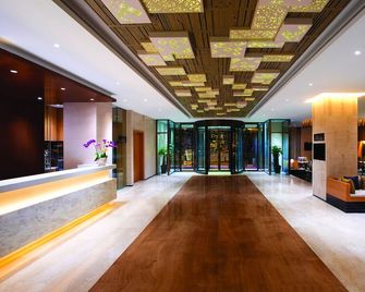 Hilton Garden Inn Lijiang - Lijiang - Lobby