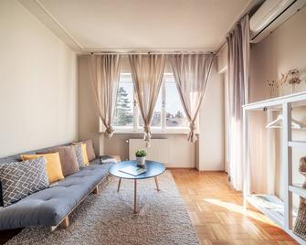 Apartment Domus - Merano - Sala de estar