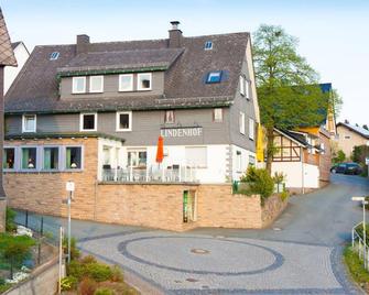 Hotel Restaurant Lindenhof - Bad Laasphe - Gebouw